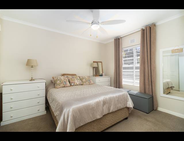 3 BEDROOM FREESTANDING TO LET IN SUNNINGDALE
